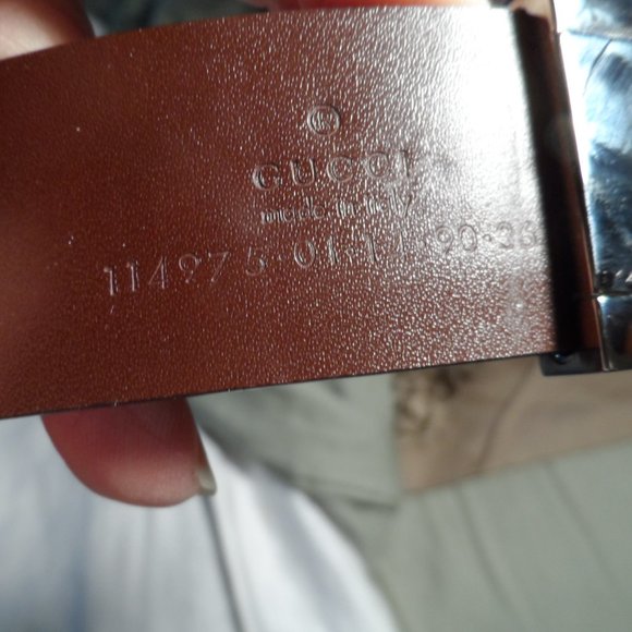 New Gucci Black Leather Belt w/Silver Tone Buckle Size 36
